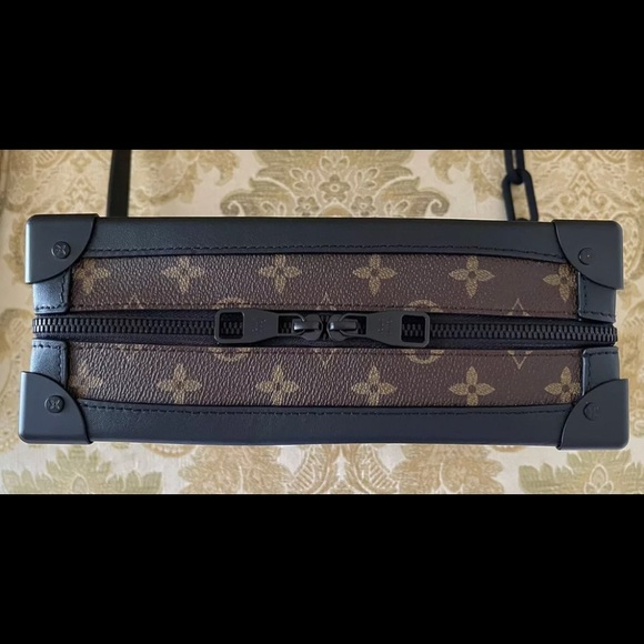 LOUIS VUITTON Soft Trunk Bag Solar Ray Monogram - Picture 6 of 16